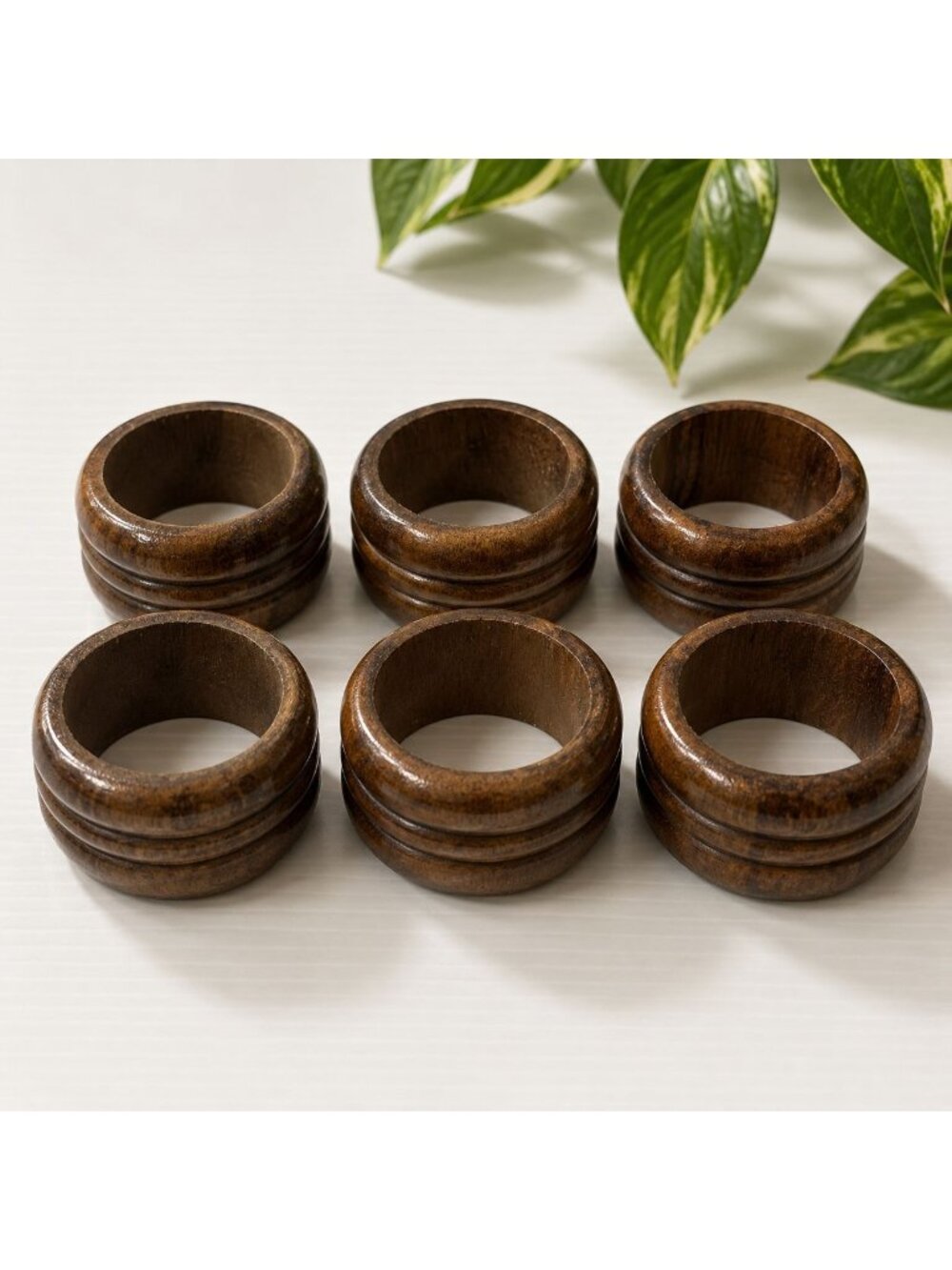 Set Of 6 Vintage Wooden Napkin Rings With Carved Design Rustic Table Setting Dec